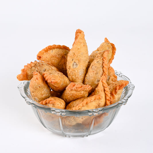 Garijalu (Nuvvulu Bellam)